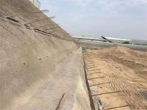 永丰河道边坡加固